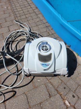 Zwembad robot