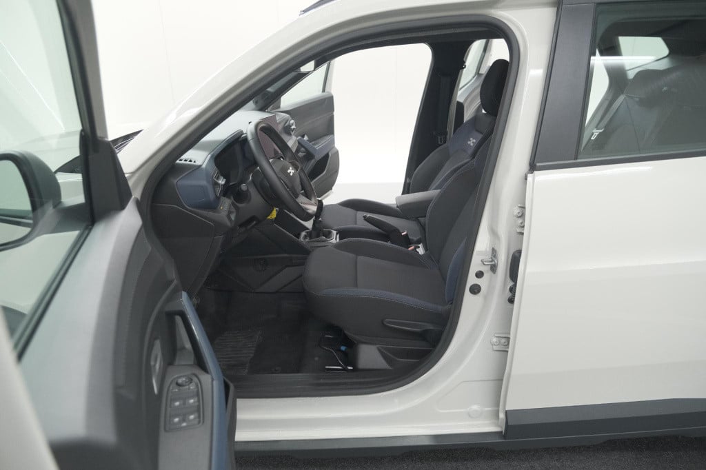 Dacia Duster mild hybrid 130 expression | camera | stoelverwarming | apple 