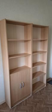 2x kleine boekenkast