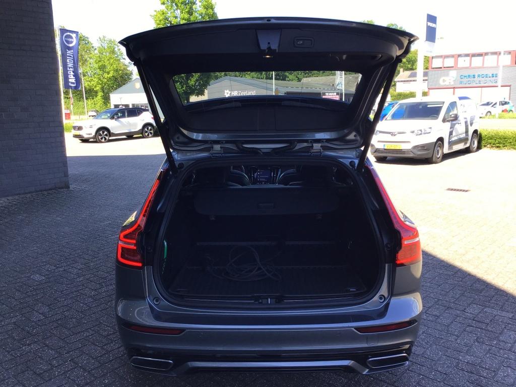 Volvo V60 t8 390pk awd r-design| full options ! trekhaak