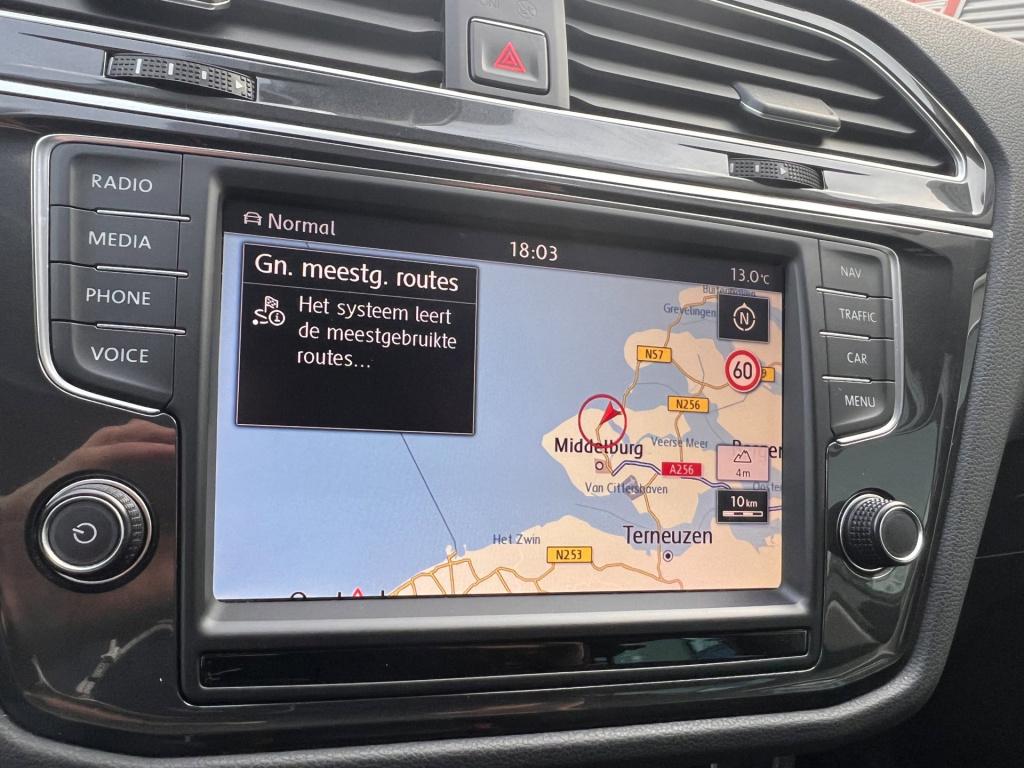 Volkswagen Tiguan 2.0 tsi 4motion r-line highline, virtual cockpit, trekhaa