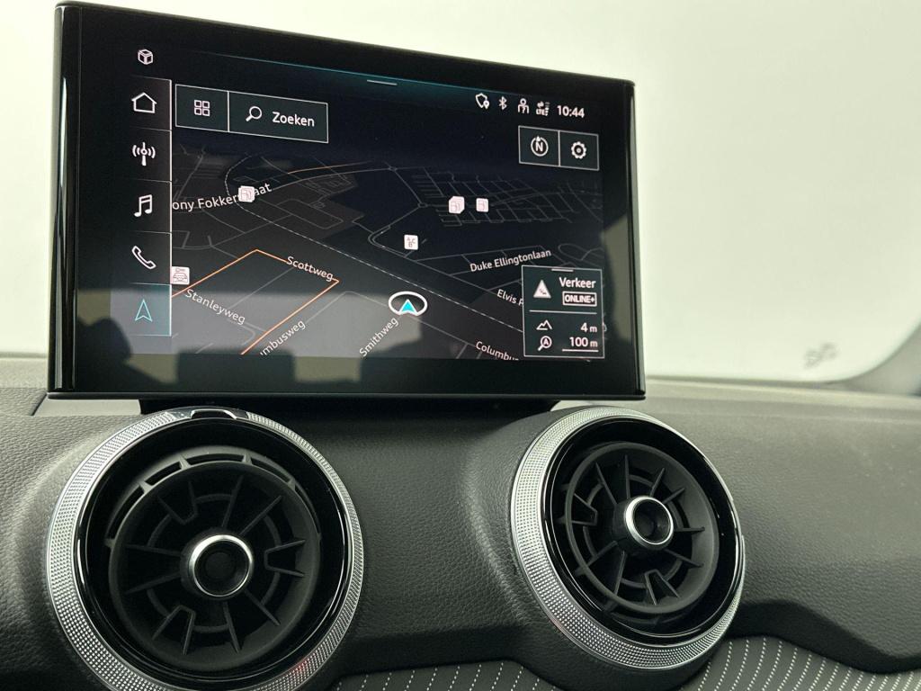 Audi Q2 s edition 35 tfsi 110 kw / 150 pk hatchback 7 vers