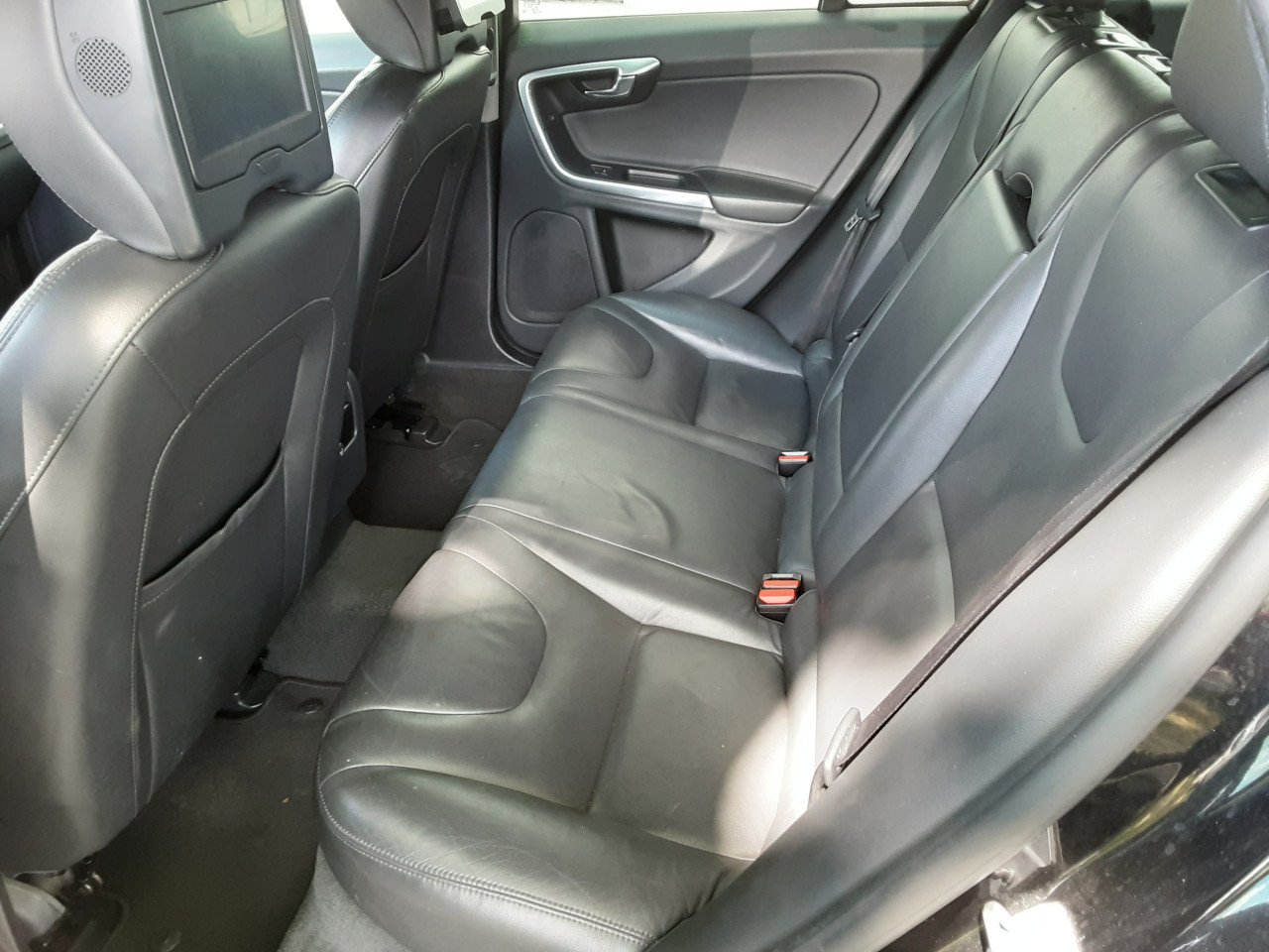 Volvo V60 2.4 D6 AWD Plug-In Hybrid Summum Automaat