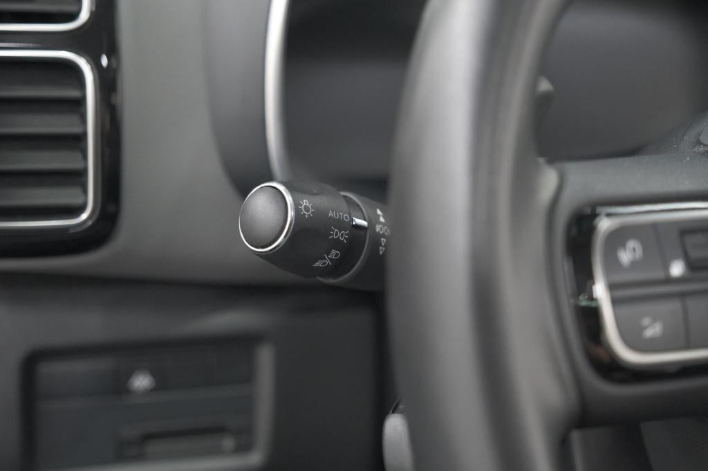 Citroen C5 Aircross puretech 130 eat8 business plus | trekhaak | panoramada