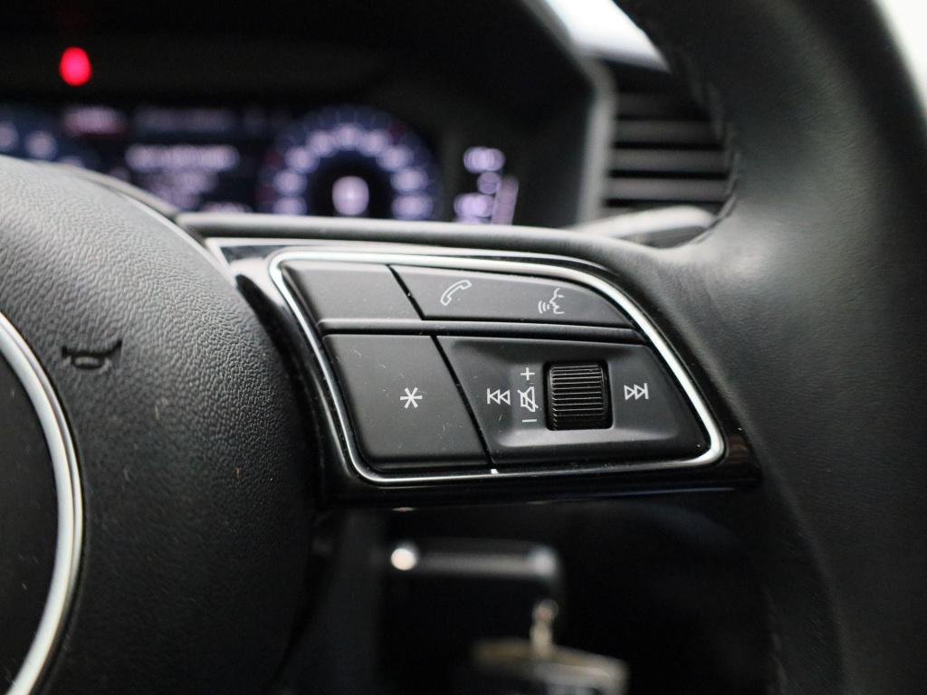 Audi A1 Sportback 25 tfsi pro line | apple carplay / android auto | climate