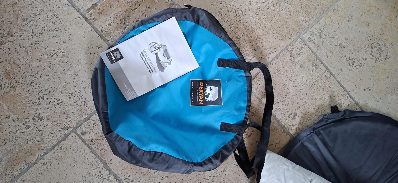 Deryan baby tent
