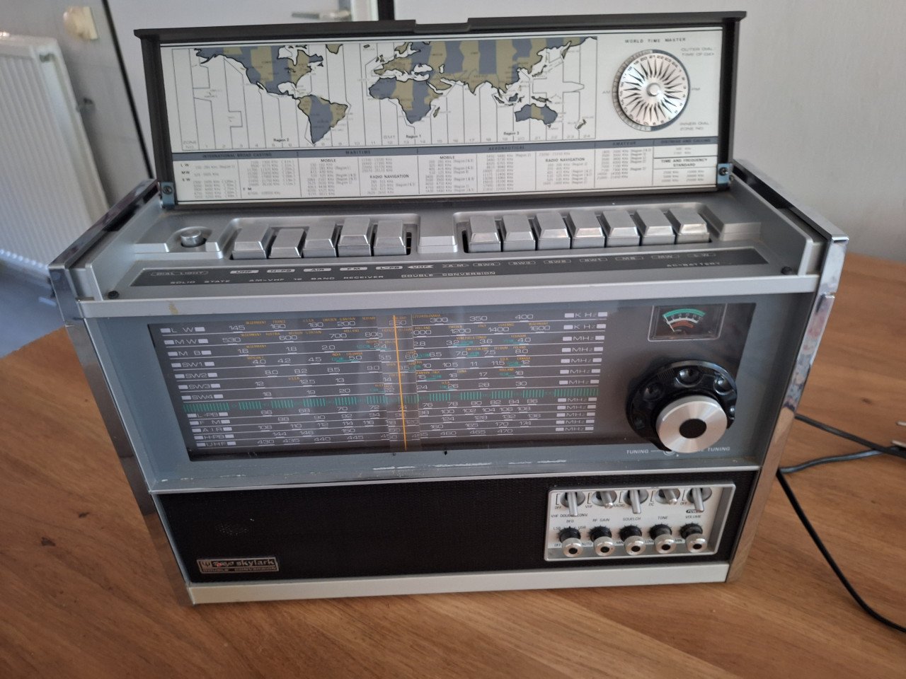 Tokyo  Skylark  wereld ontvanger