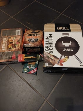 Gusta BBQ met toebehoren