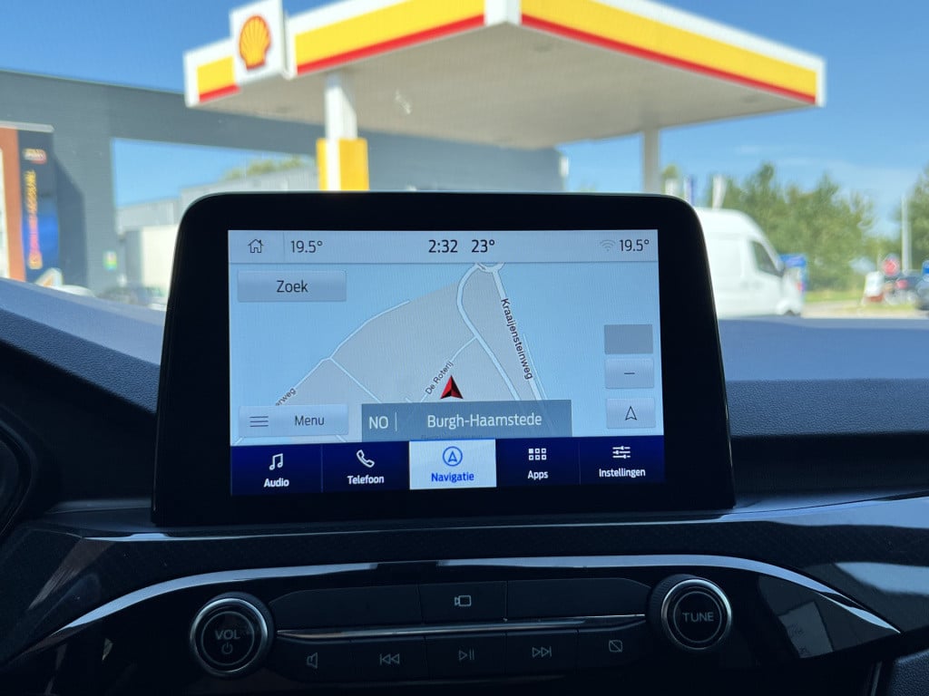 Ford Kuga 2.5 phev st-line x | camera | trekhaak | stoel/ stuur verwarming 