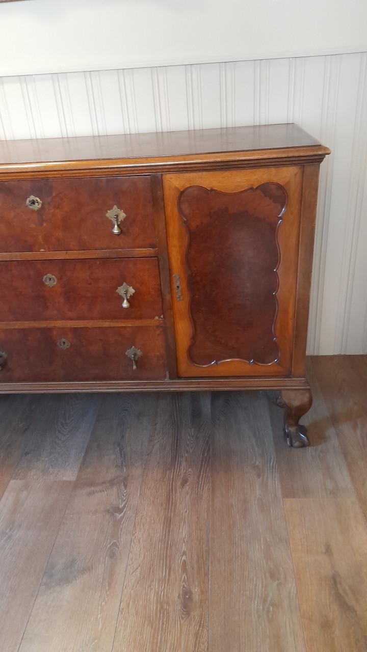 Dressoir