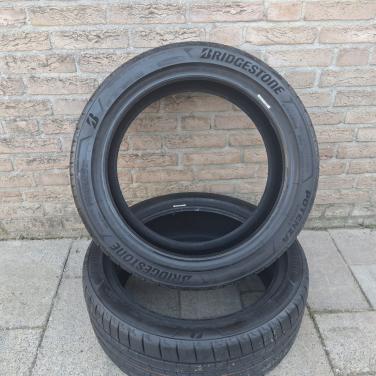2x Bridgestone Potenza zomerbanden, nieuw