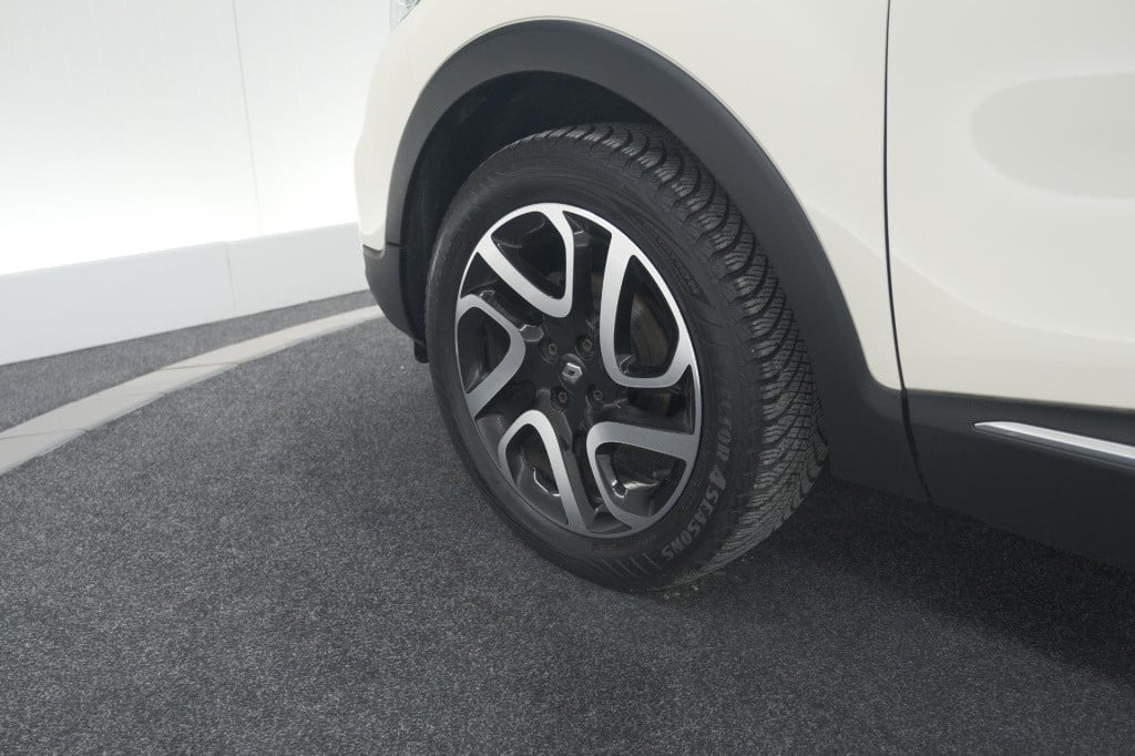 Renault Captur 0.9 tce dynamique | trekhaak | camera | parkeersensoren