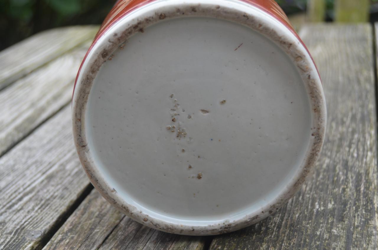 2 Japanse vazen, 1 goed, 1 niet zo........