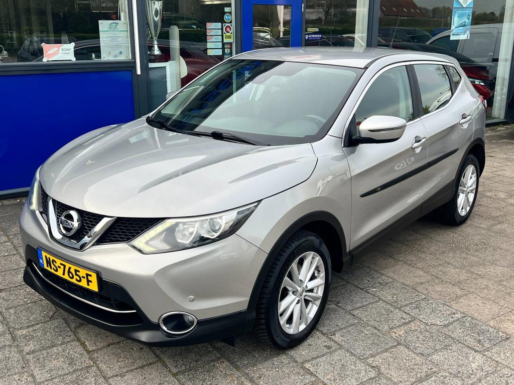 Nissan Qashqai 1.6 tekna, camera, trekhaak enz..
