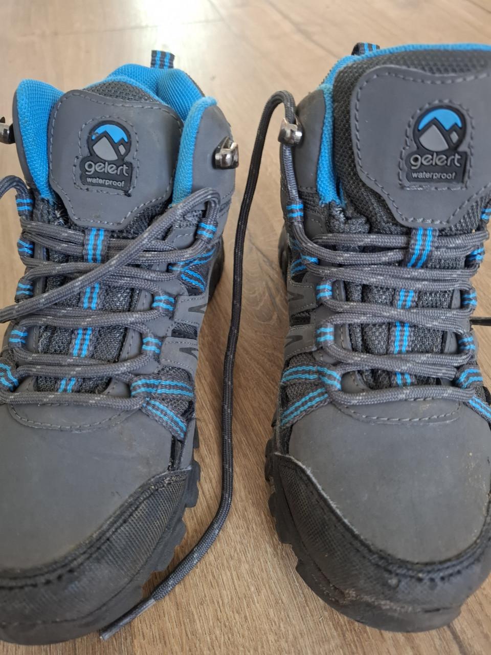 Wandel/berg schoenen maat 33