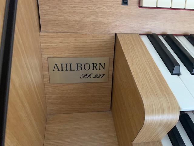GRATIS ORGEL AHLBORN SL 227 MET STORING