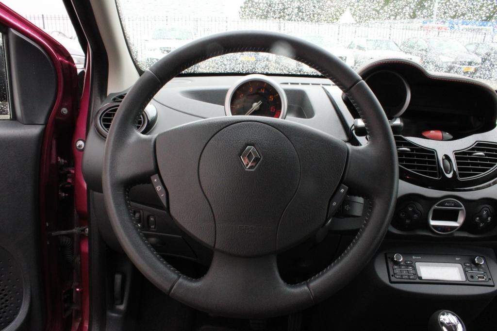 Renault Twingo van 1e eigenaar, lees tekst 1.2 16v dynamique