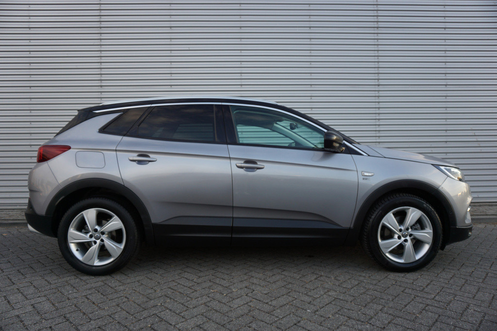 Opel Grandland X 1.2 turbo 120 jaar edition climate / navi / carplay / crui