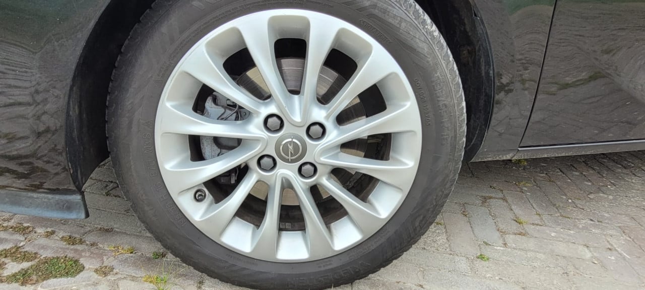 Te koop aangeboden: Opel Corsa-E 1.4 Turbo uniek in Nederland