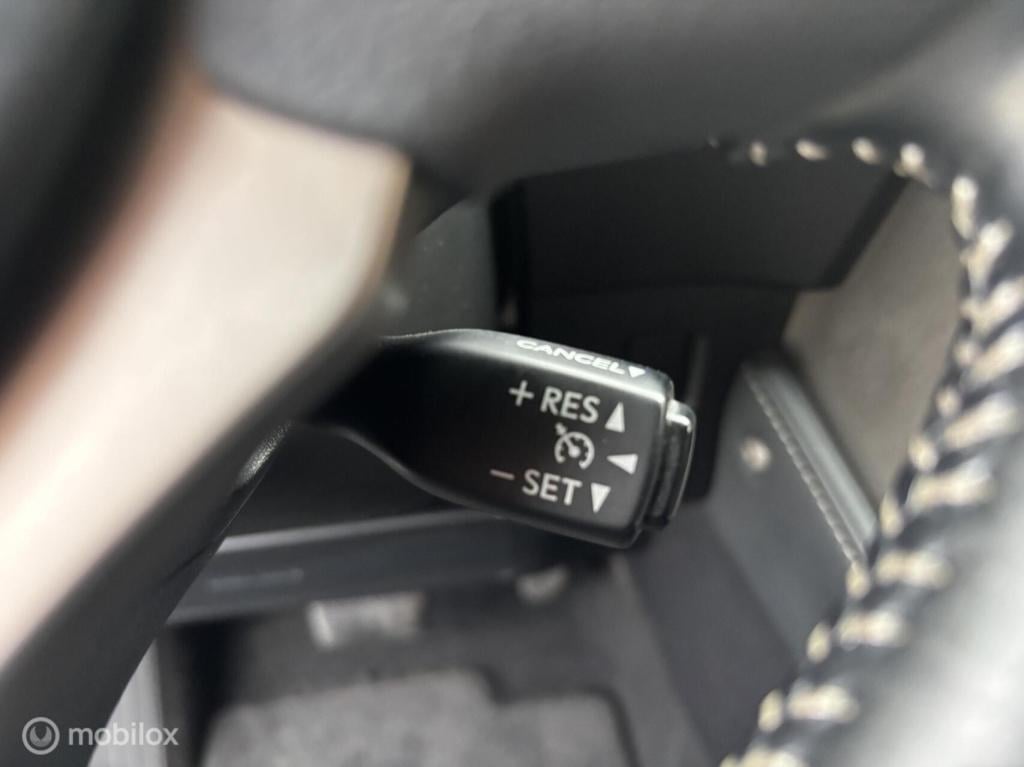 Lexus Nx 300h awd luxury line