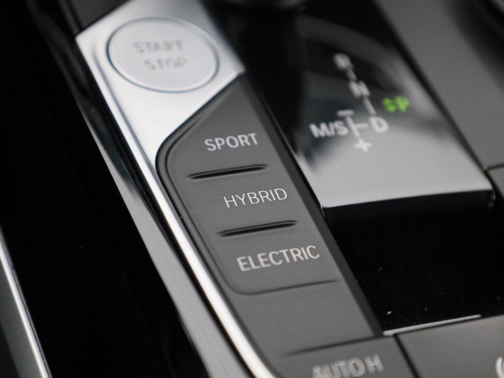 BMW 3-serie touring 330e edrive edition | automaat | lmv | leder | parkeer 