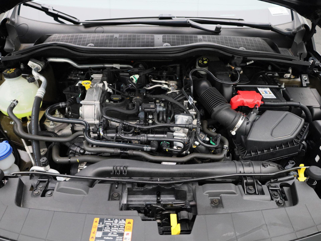 Ford Fiesta 1.0 ecoboost hybrid titanium