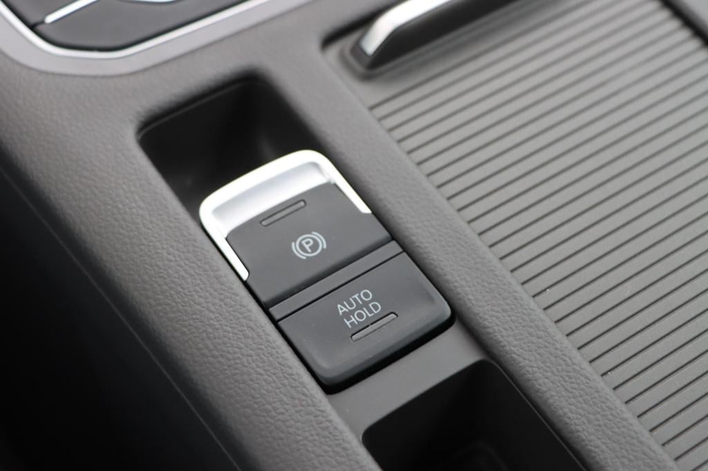 Volkswagen Arteon 2.0 tsi elegance business dsg7 190pk