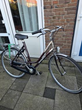 Dames fiets BATAVUS met 7 versnellingen-Fr.maat 58cm-28inch