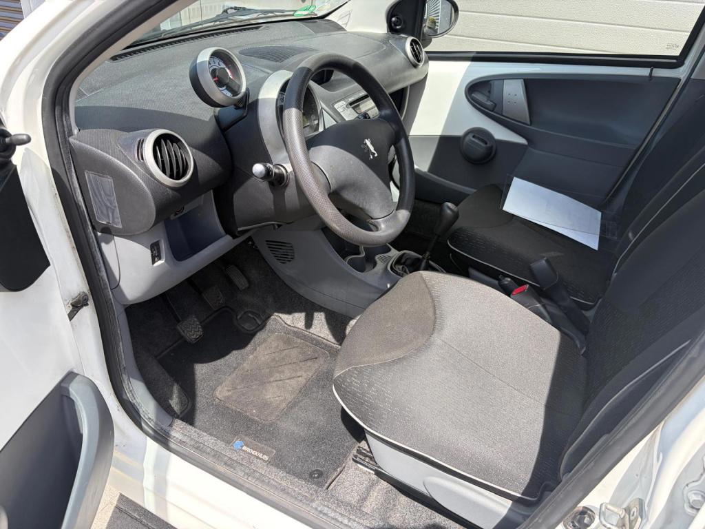 Peugeot 107 1.0-12v xs/80.000 nap/airco/2e eigenaar/leuke auto/