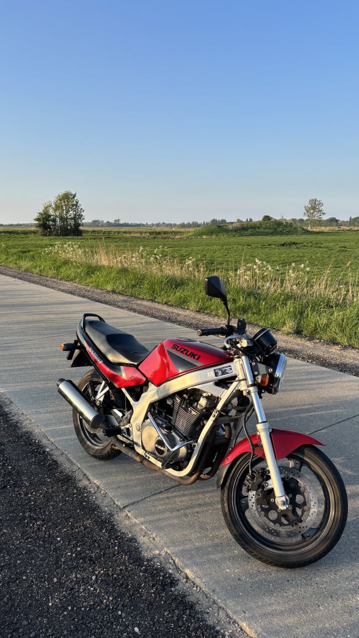 Suzuki GS500E
