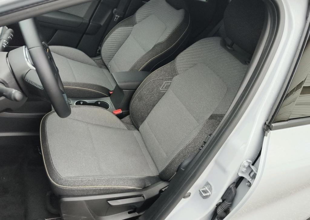 Renault Captur 1.6 e-tech full hybrid 145 techno