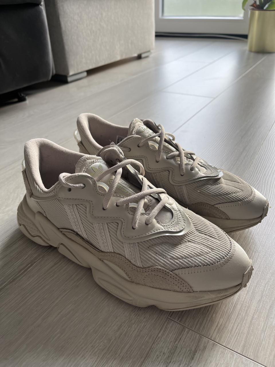 Adidas schoenen maat 43 1/3