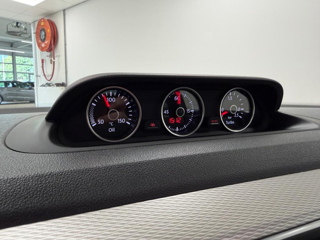 Volkswagen New Beetle 1.4 tsi r-line club | panoramadak | camera | bi-xenon