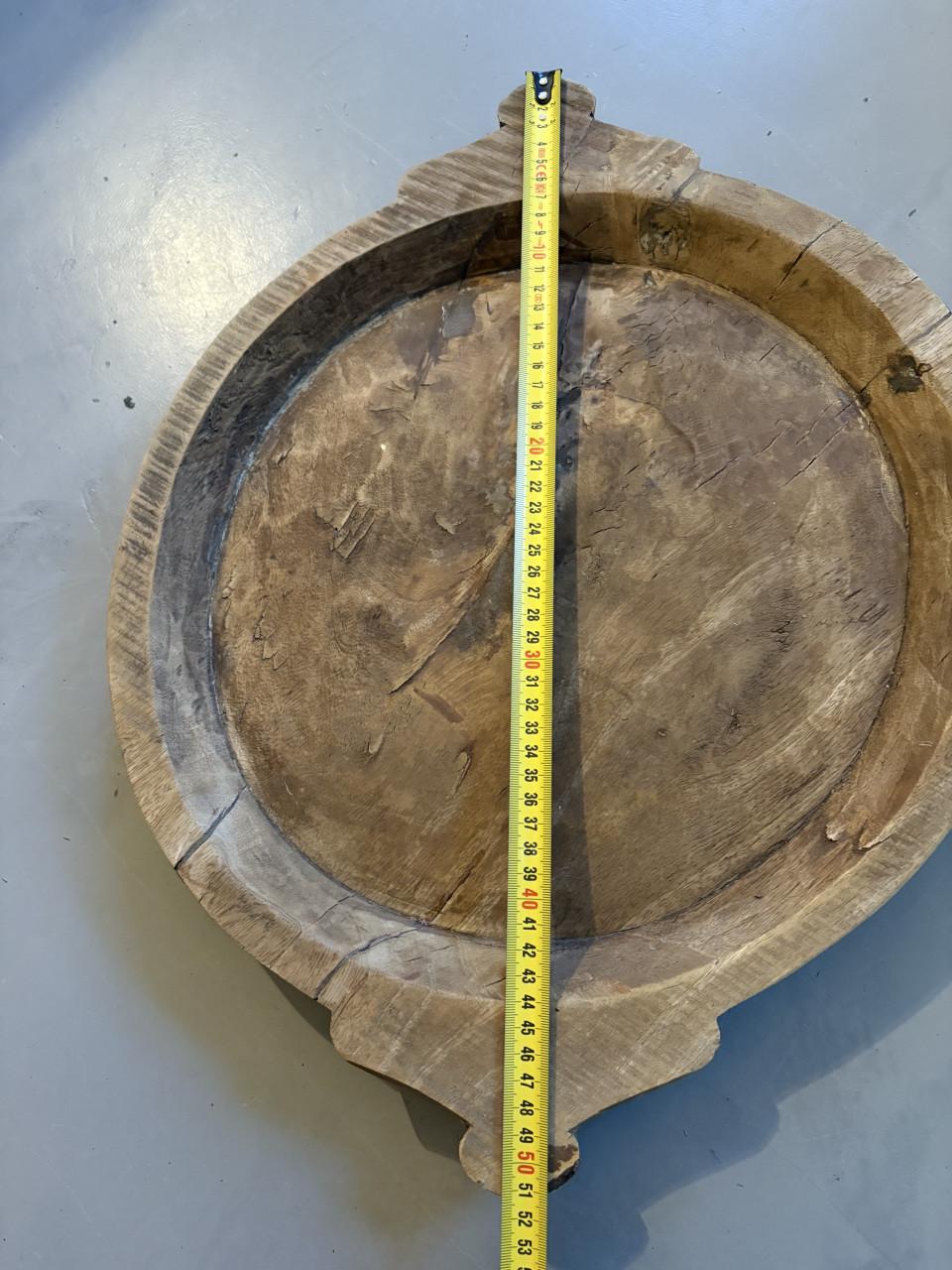 Mooie oude houten schaal