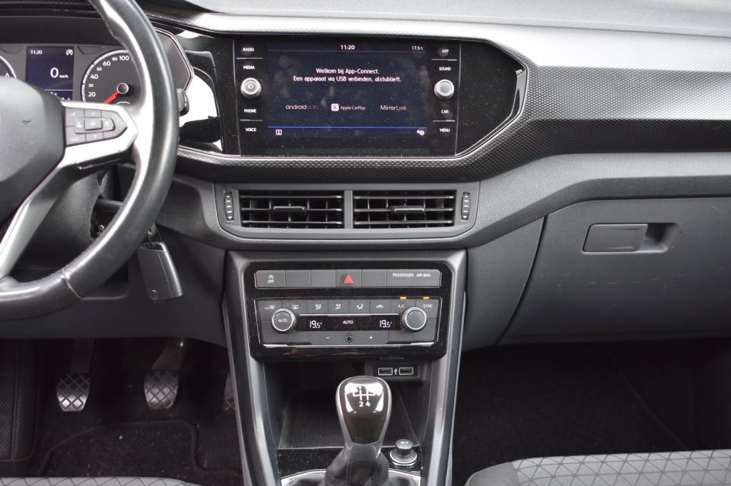 Volkswagen T-cross 1.0 tsi life | camera | trekhaak | apple carplay | andro