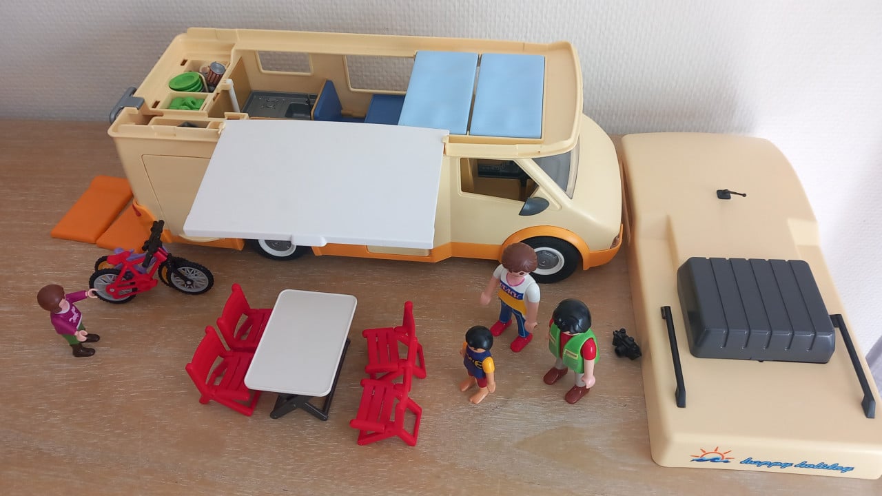Playmobil camper voor 4 personen setnr 3647