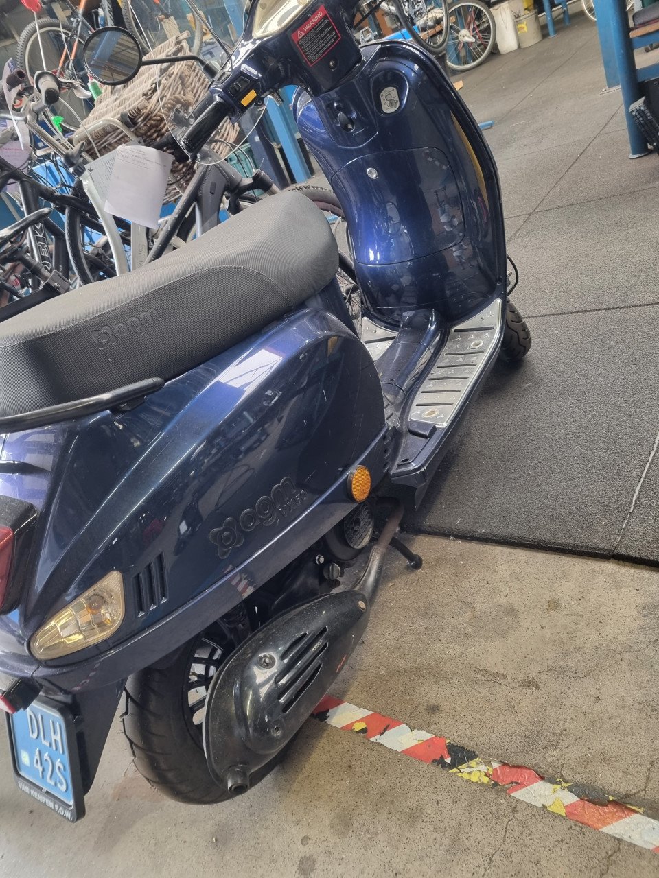 Scooter AGM