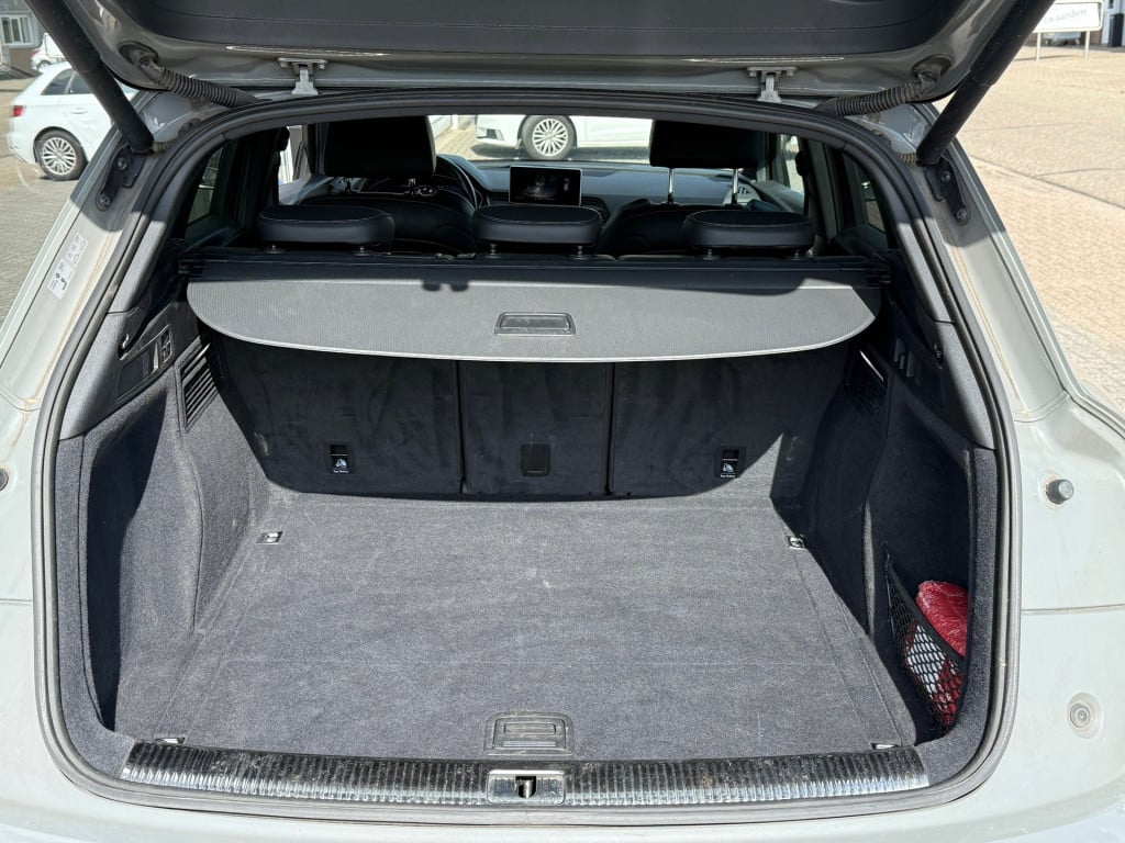 Audi Q5 3.0 tfsi sq5 quattro