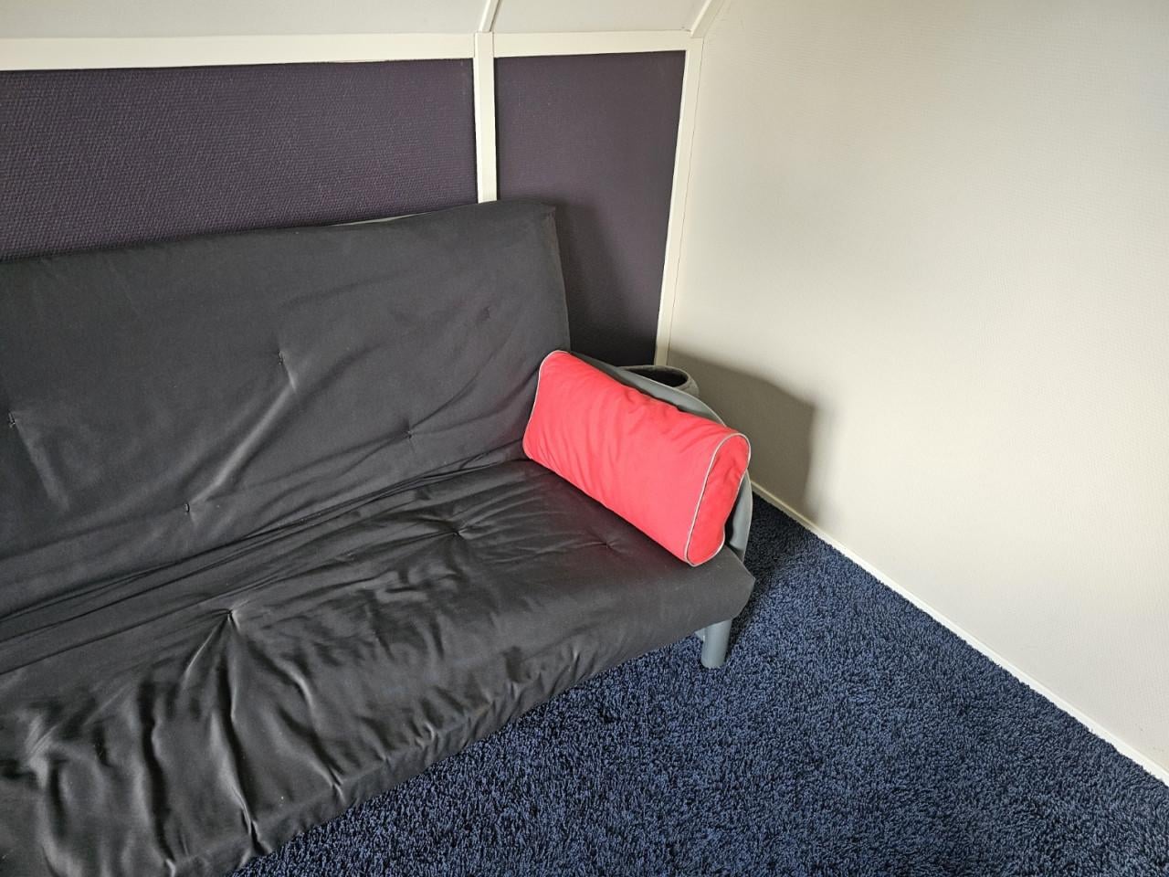 Slaapbank 140x200 in bedstand