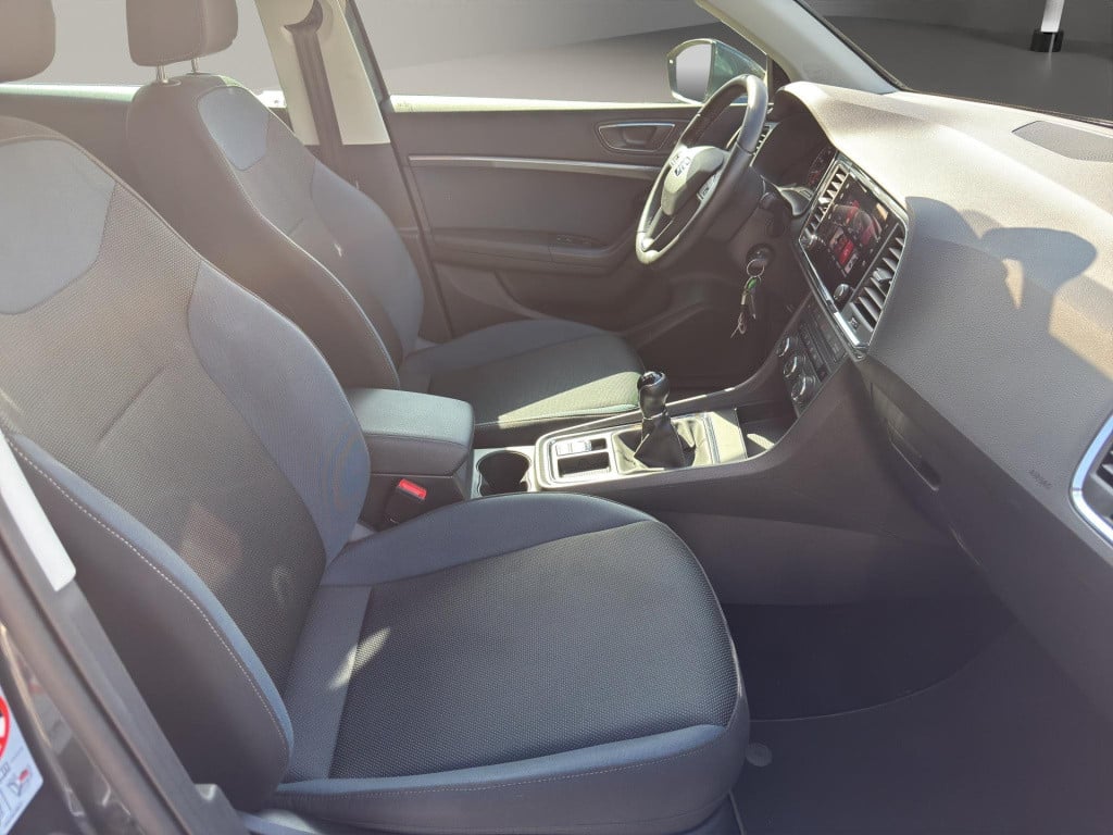 Seat Ateca 1.0 tsi style | navigatie | klimaatregeling | parkeersenors v+a 