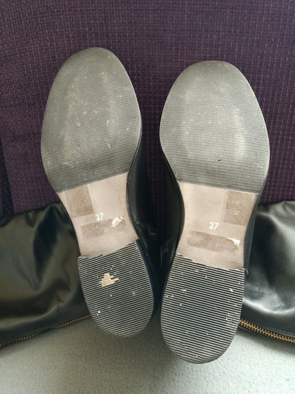 Zwarte hoge dames laarzen