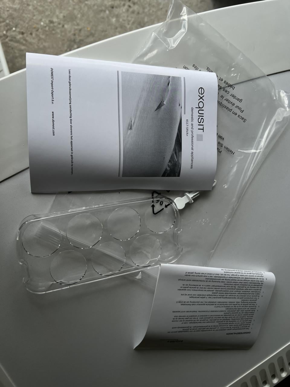 3 weken gebruikte tafelmodel koelkast 85x55 cm. Energieklasse A+