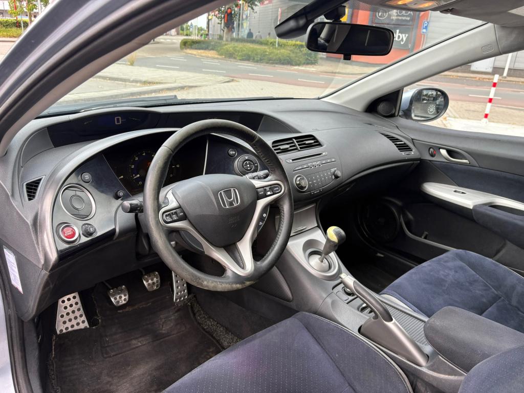 Honda Civic 1.8 sport