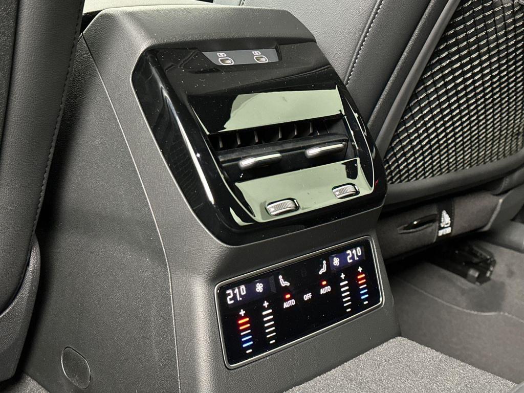 Audi A6 avant s edition competition e-hybrid 270 kw / 367 pk ava