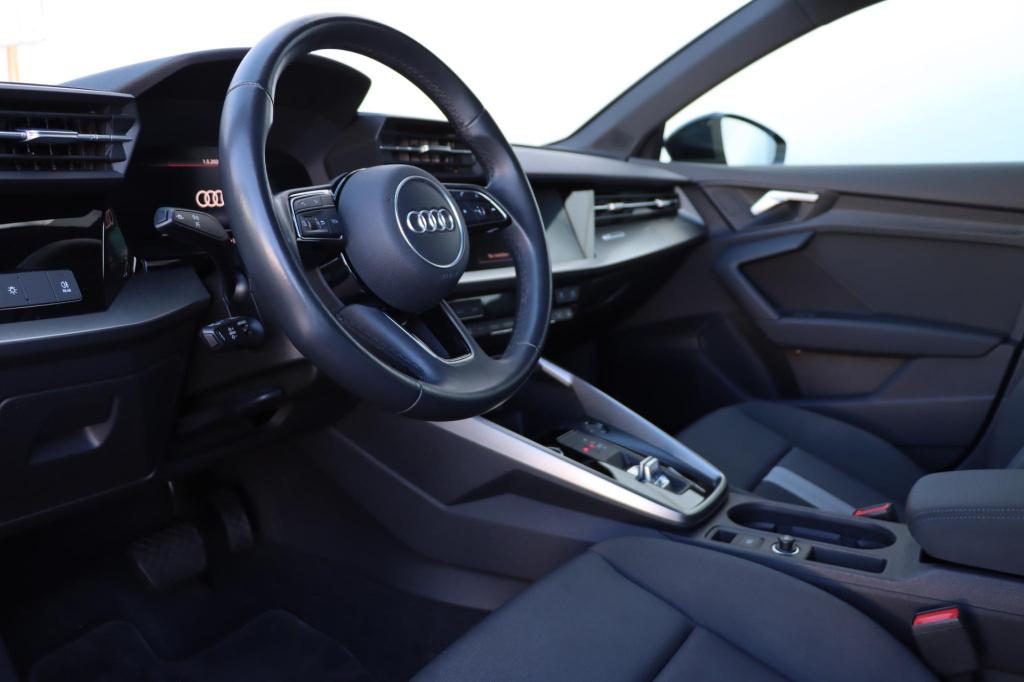 Audi A3 limousine 35 tfsi s-line edition 150pk s-tronic