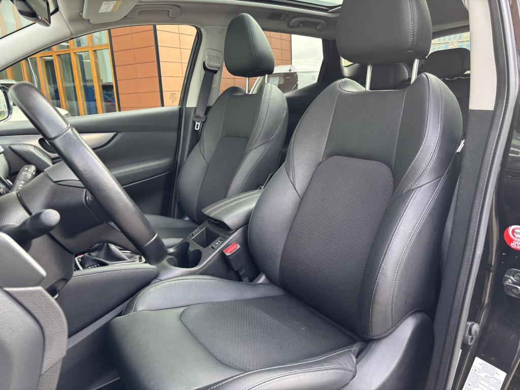 Nissan Qashqai 1.3 dig-t tekna