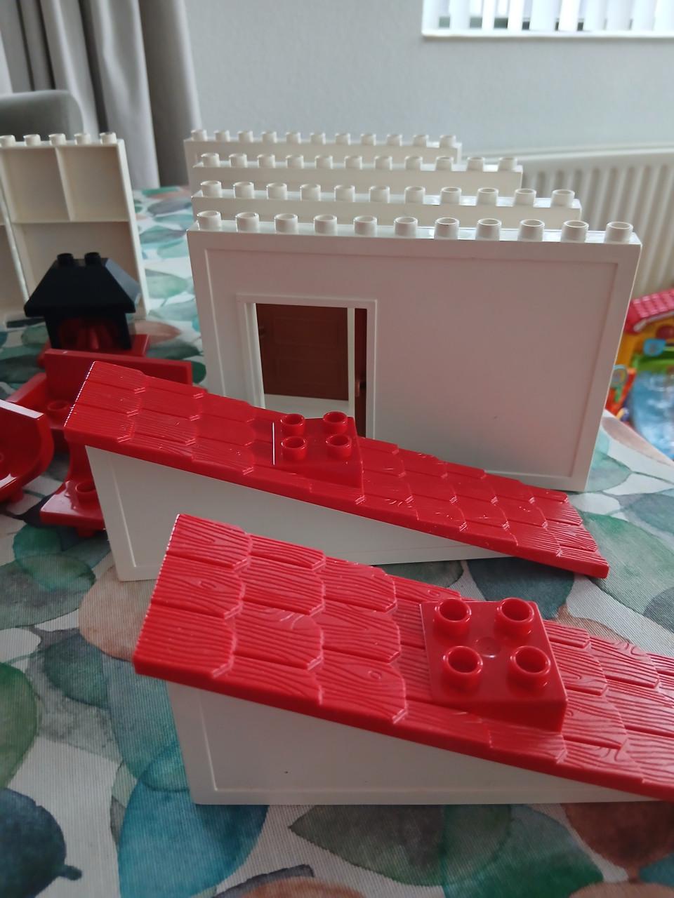 Duplo poppenhuis ( oude versie )