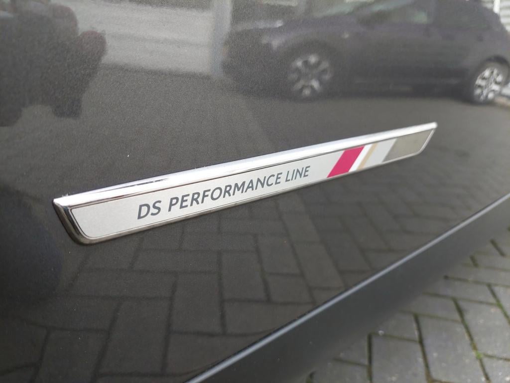 Ds Ds 3 crossback 100 performance line navi/cam/keyless