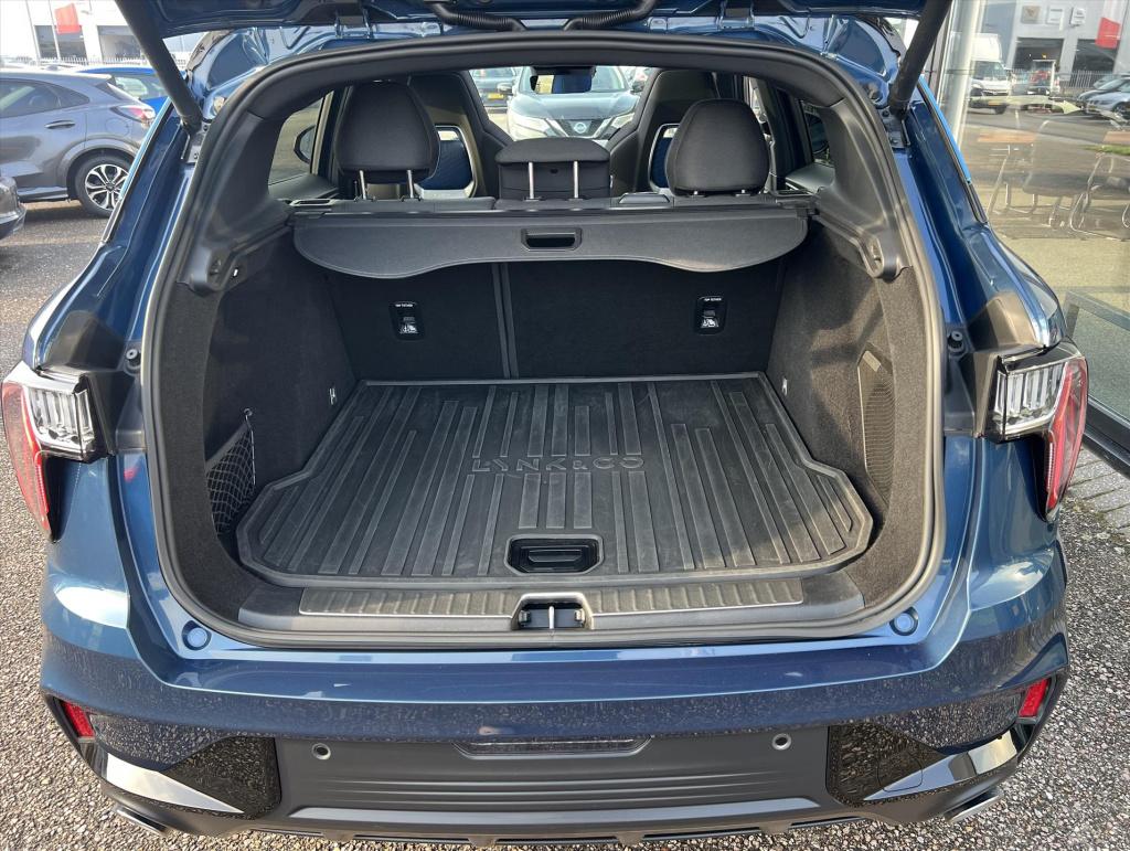 Lynk & Co 01 1.5 261pk phev 7dcth , panodak , adaptive cc , carplay