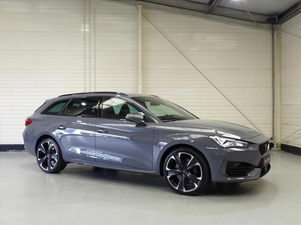 Cupra Leon 1.4 e-hybrid 245pk dsg-6 adrenal
